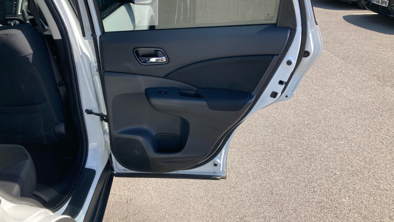 Honda CR-V 2.0 i-VTEC SE Plus 5dr Auto [Nav] Petrol Estate